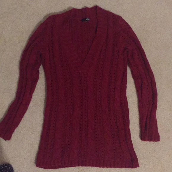 Sweater - Picture 1 of 4